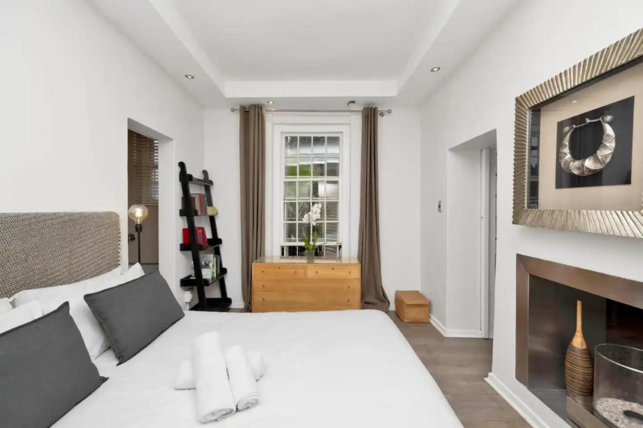 Holiday home Charming Townhouse In De Waterkant